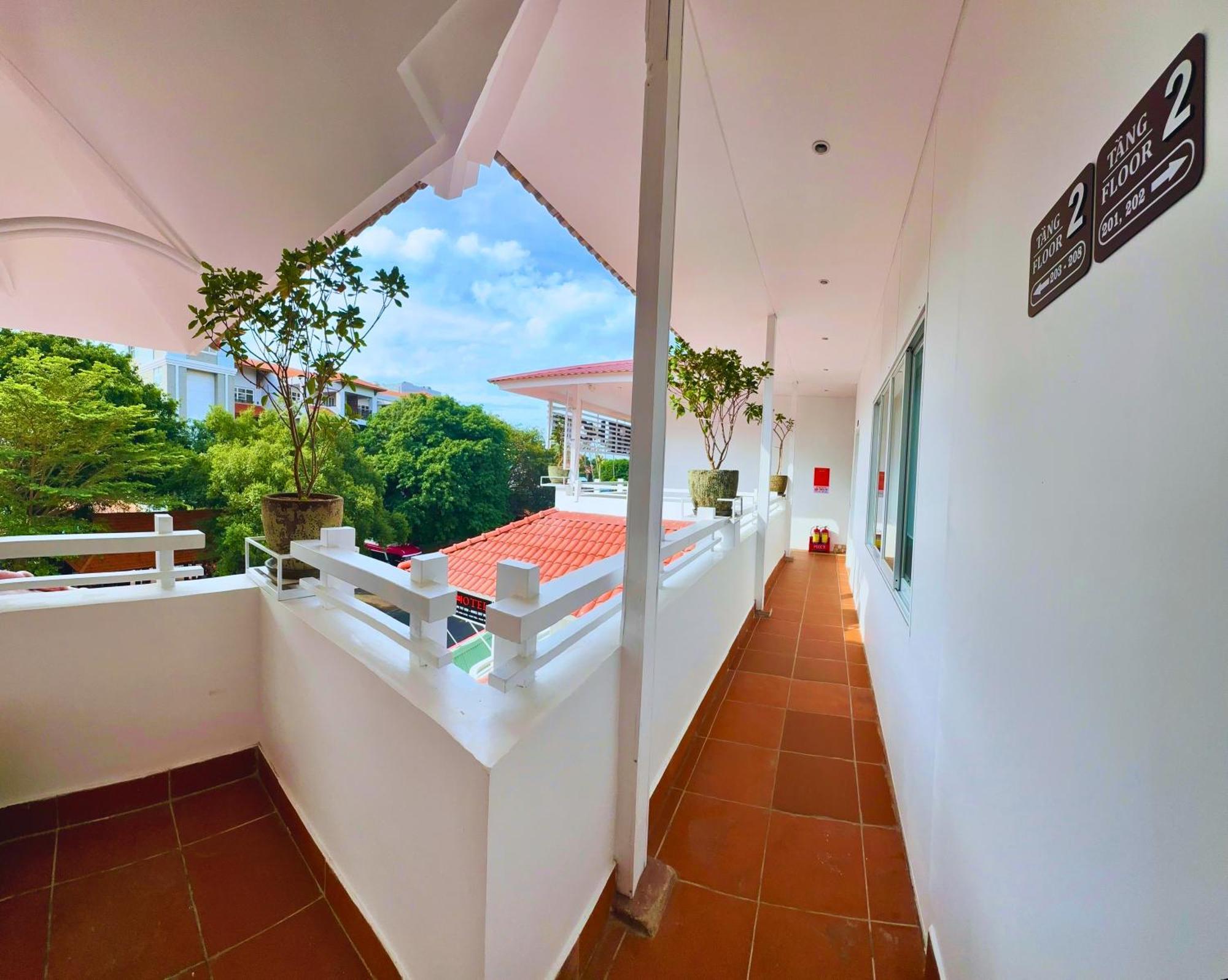 Le Huynh Mui Ne Hotel Exterior photo